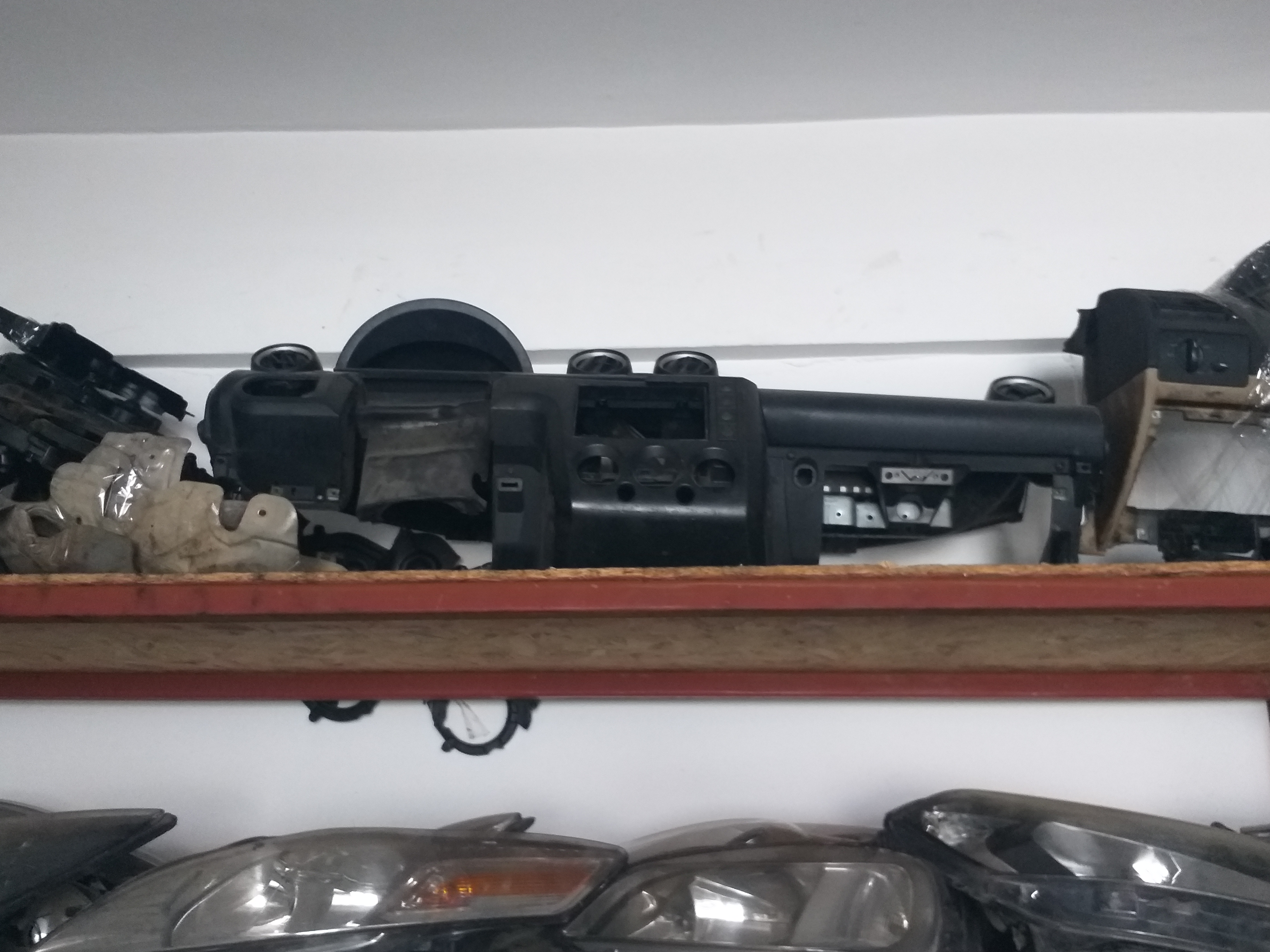 ford  fiesta cıkma göğüs