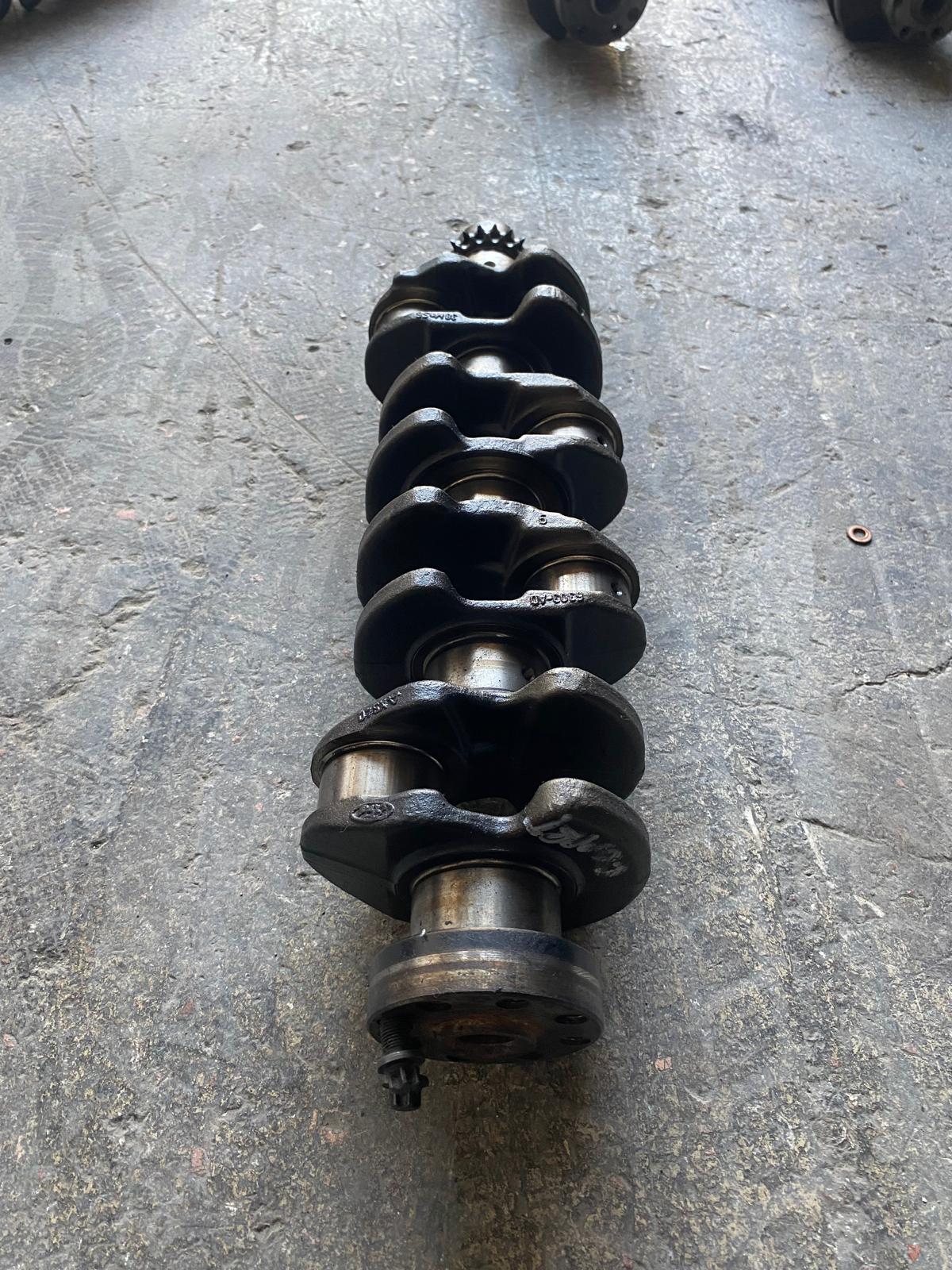 FORD CONNECT 1.8 KRANK MİLİ STANDART ORJİNAL ÇIKMA