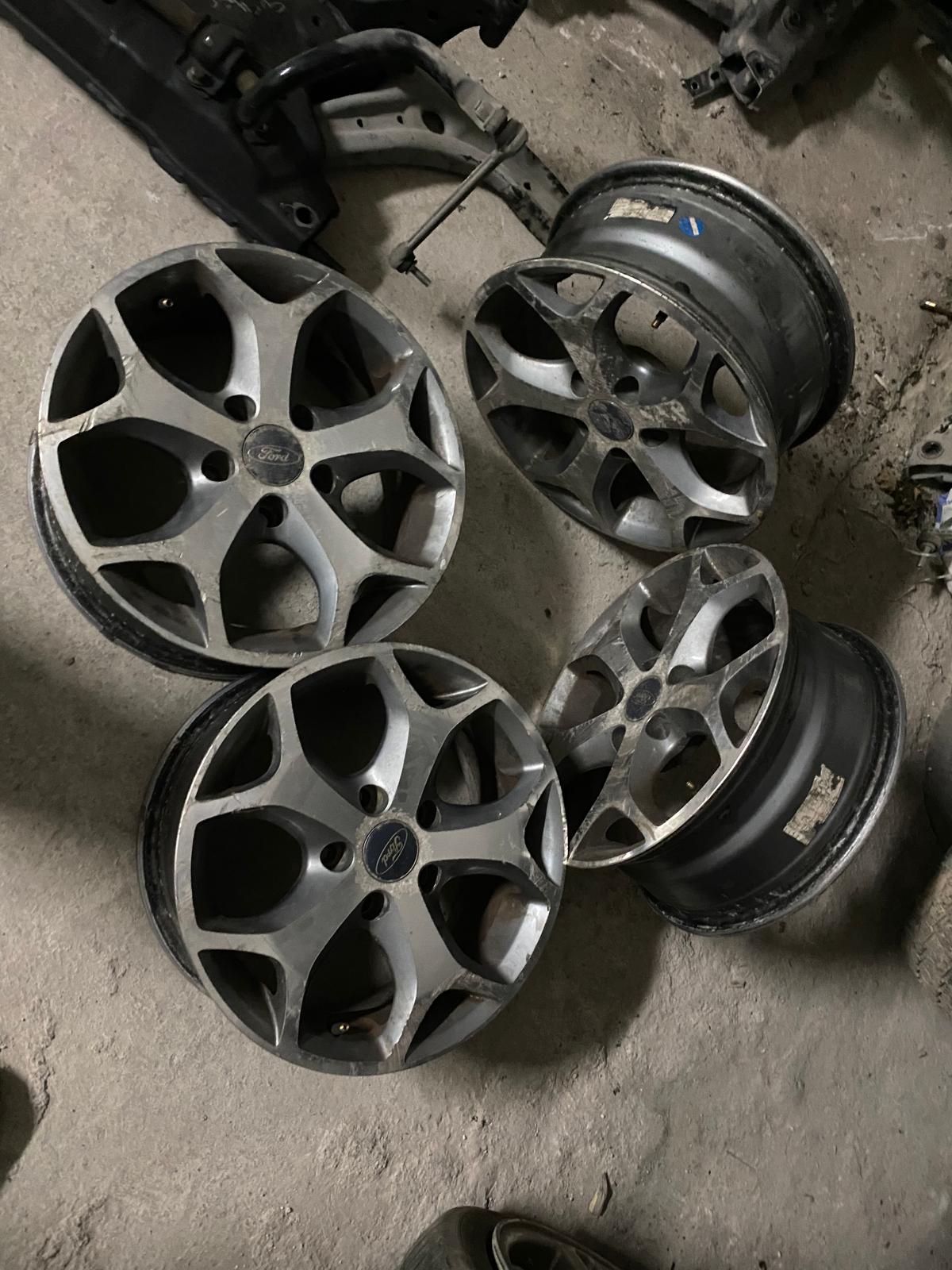 FORD CONNECT JANT TAKIMI ÇIKMA