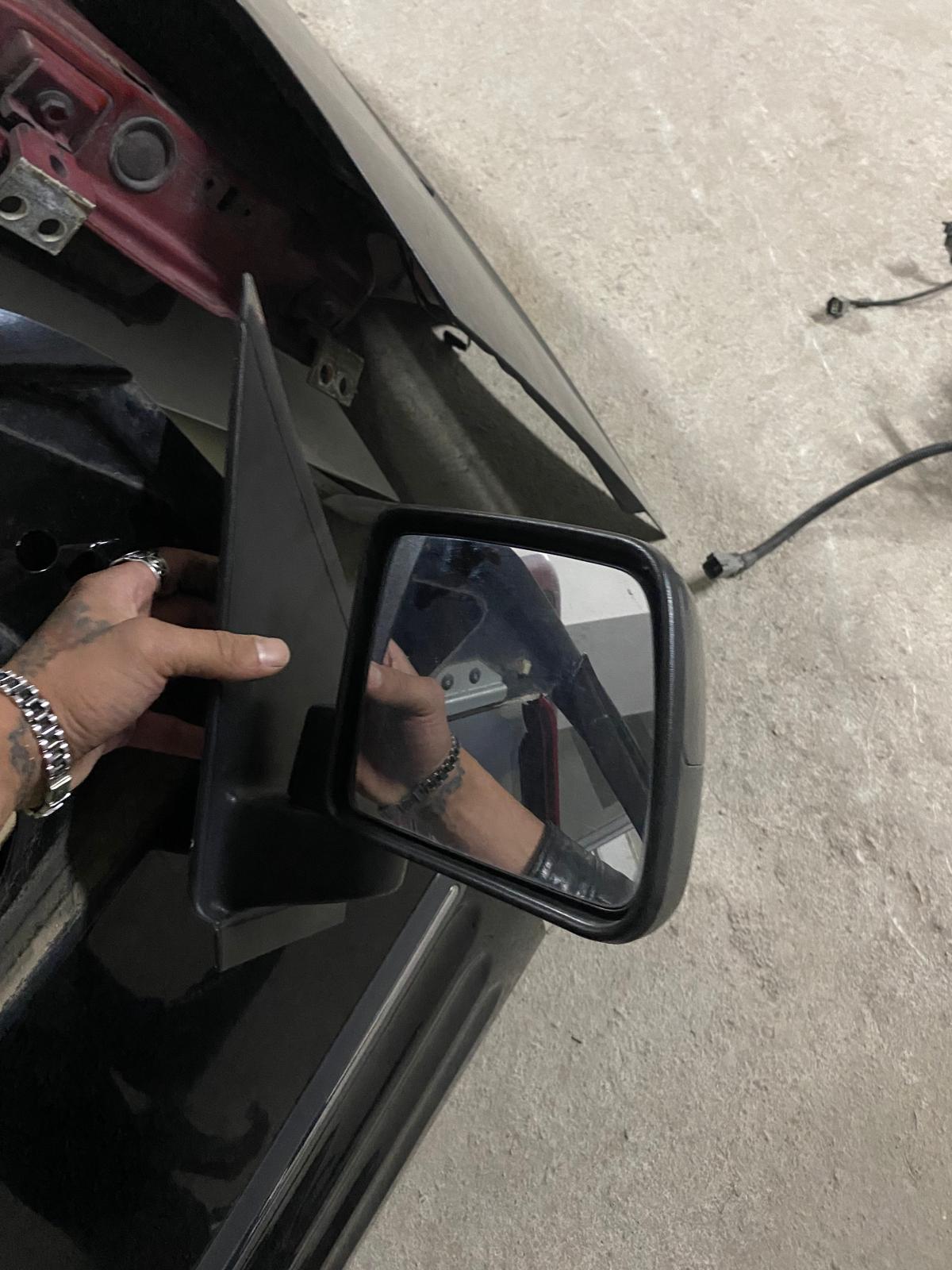 FORD CONNECT SAĞ AYNA ORJİNAL AYNA