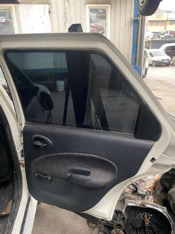 FORD ESCORT ÇIKMA SAĞ ARKA KAPI DÖŞEMESİ OSTİM ANKARA