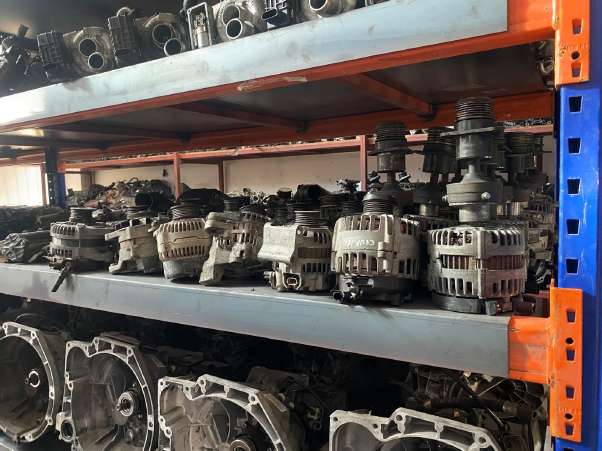 FORD FİESTA ÇIKMA  ŞARZ DİNAMOSU OSTİM ANKARA