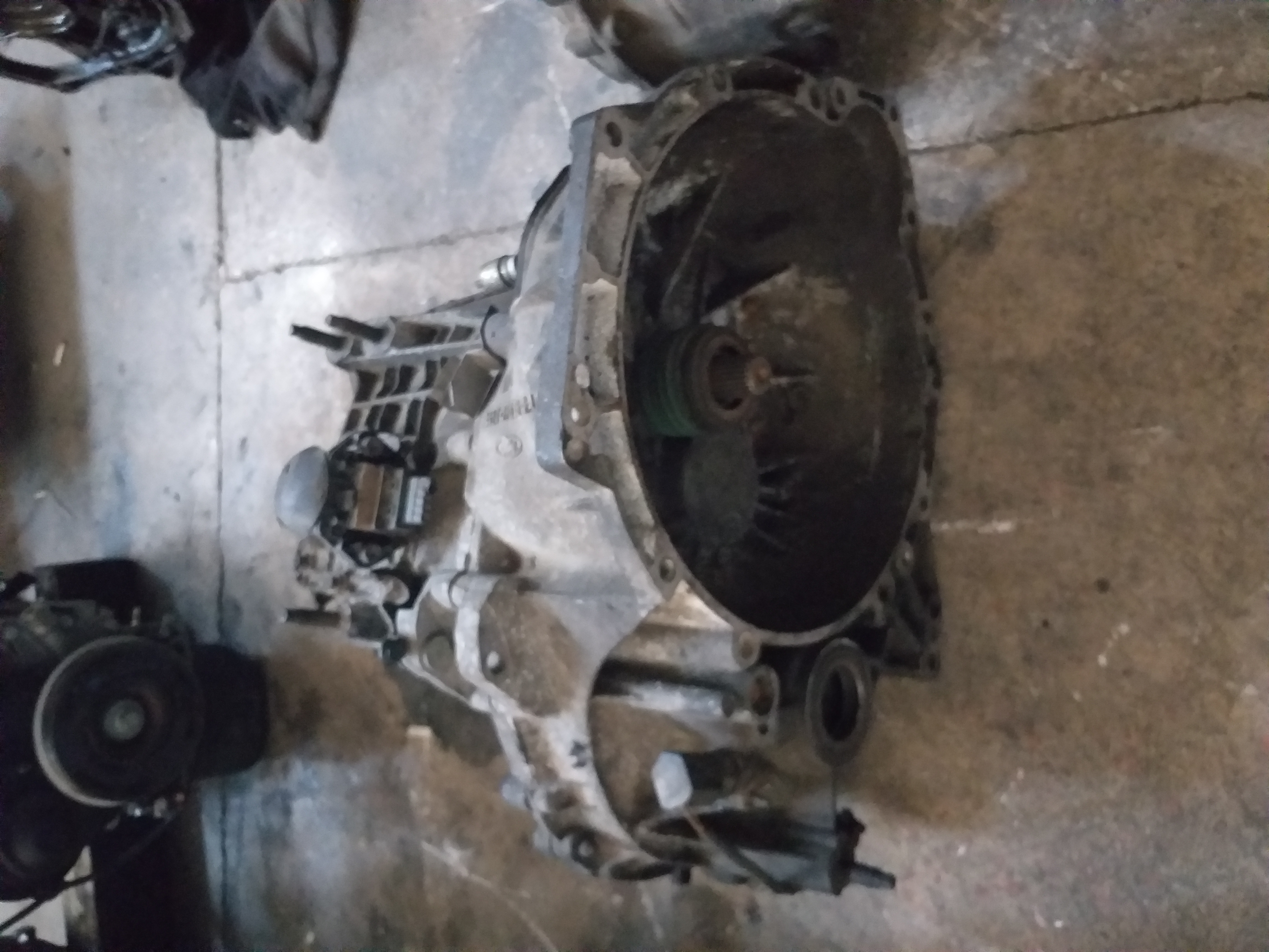 ford mondeo 1.8 çıkma şanzıman