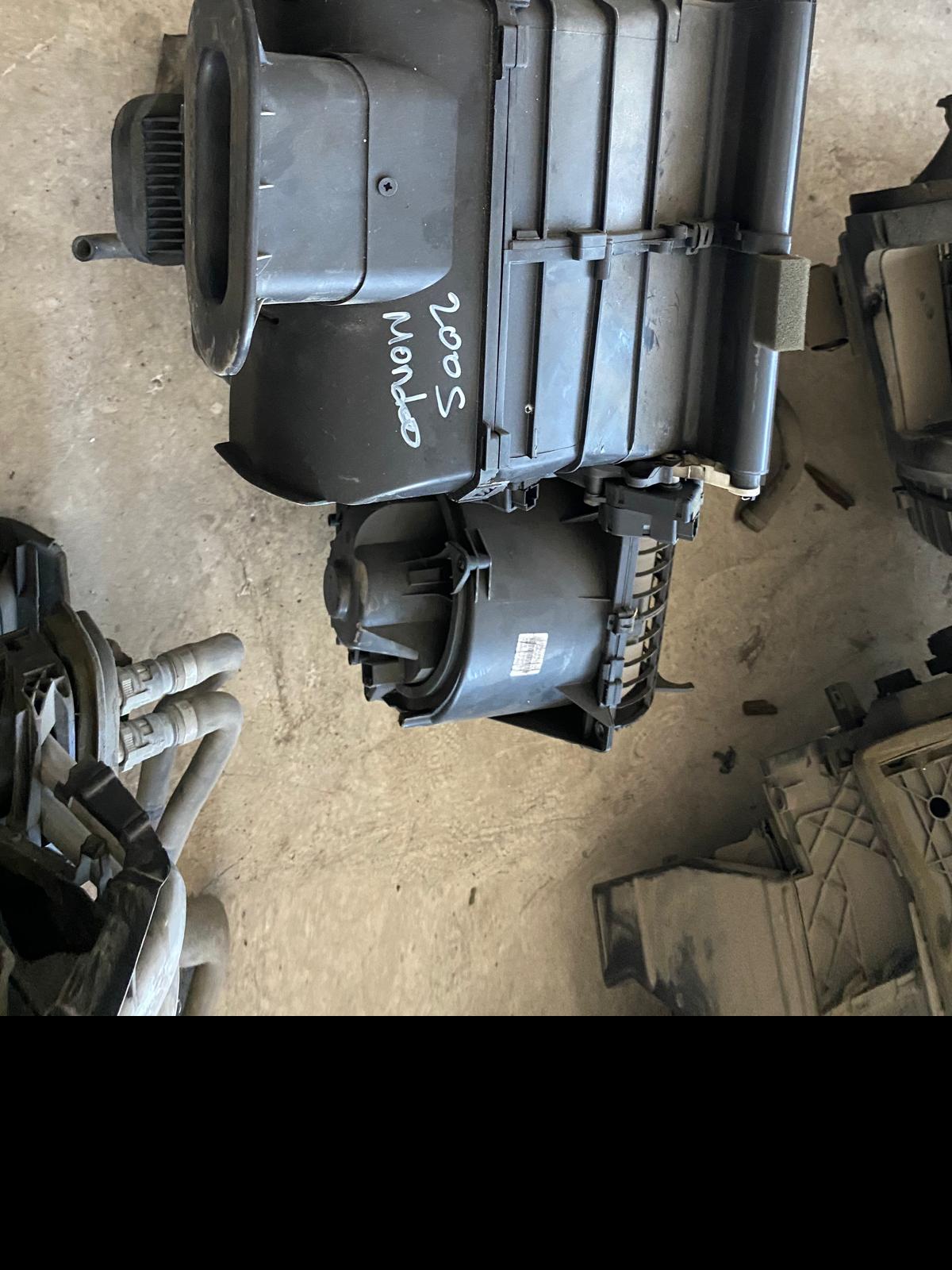 FORD MONDEO KALÖRİFER KUTUSU HATASIZ ORJİNAL ÇIKMA