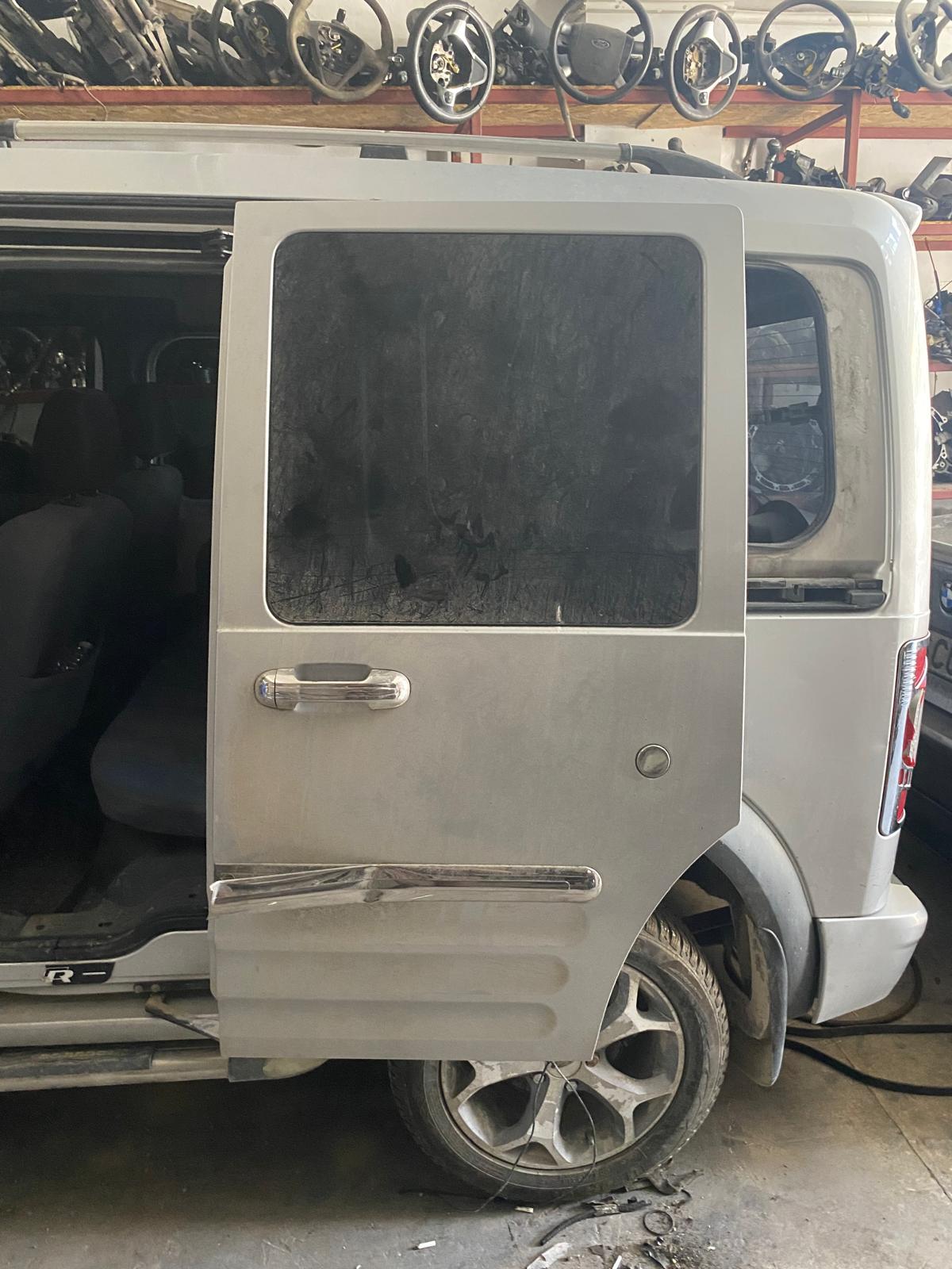 SOL SÜRGÜLÜ GRİ KAPI HATASIZ ORJİNAL ÇIKMA